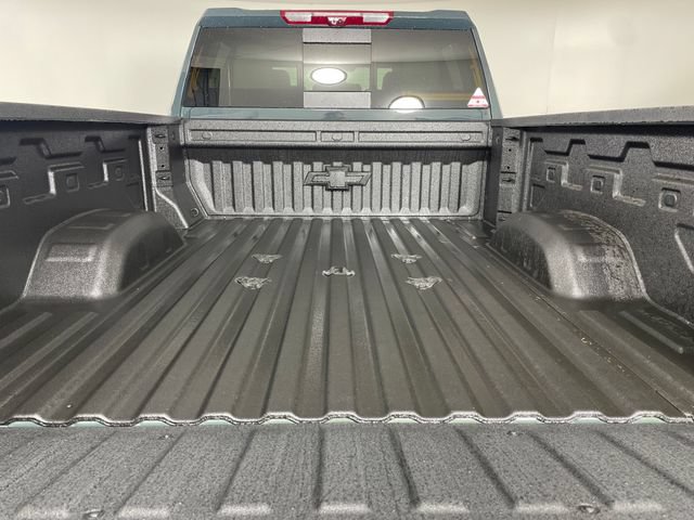 New 2026 Chevrolet Silverado 2500 ZR2 w/ LPO, Dark Essentials Package AWD/4WD image 11