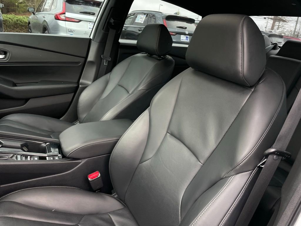 Certified 2025 Honda Accord Sport image 26