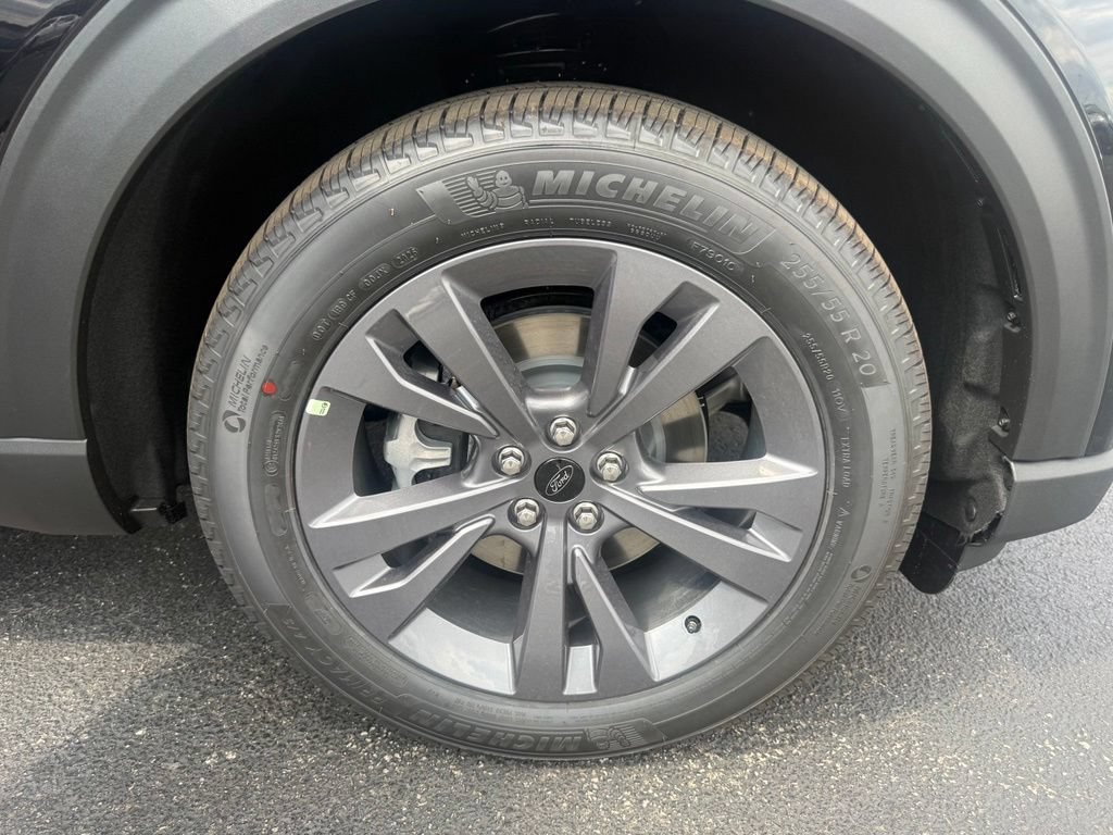 New 2026 Ford Explorer Active w/ Active Comfort Package AWD/4WD image 60