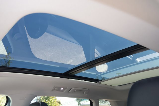 Used 2022 Volkswagen Taos SE image 28