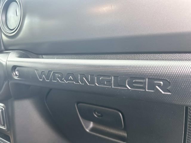 Used 2022 Jeep Wrangler Sport S image 19