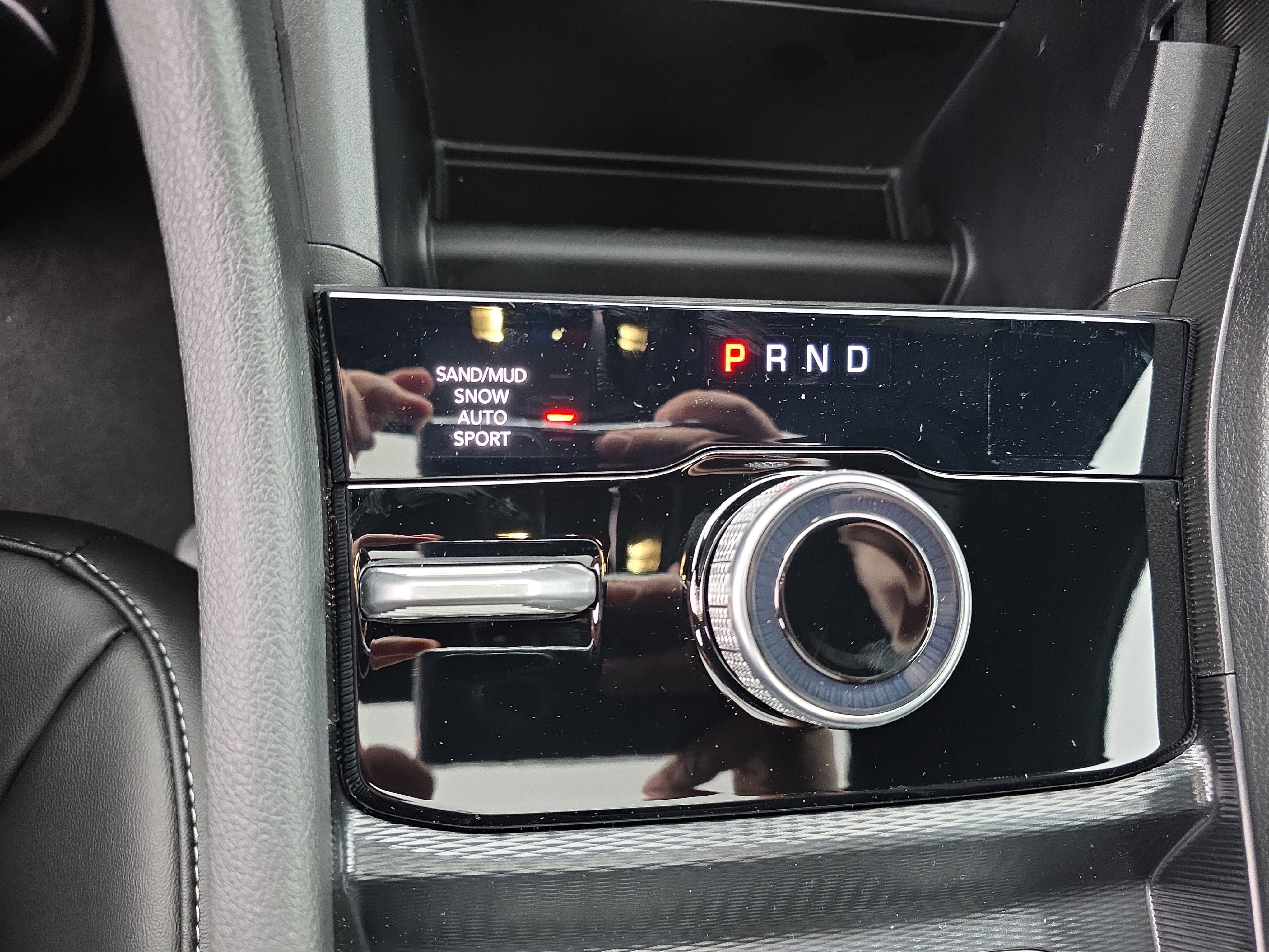 New 2025 Jeep Grand Cherokee Limited w/ Black Appearance Package image 9