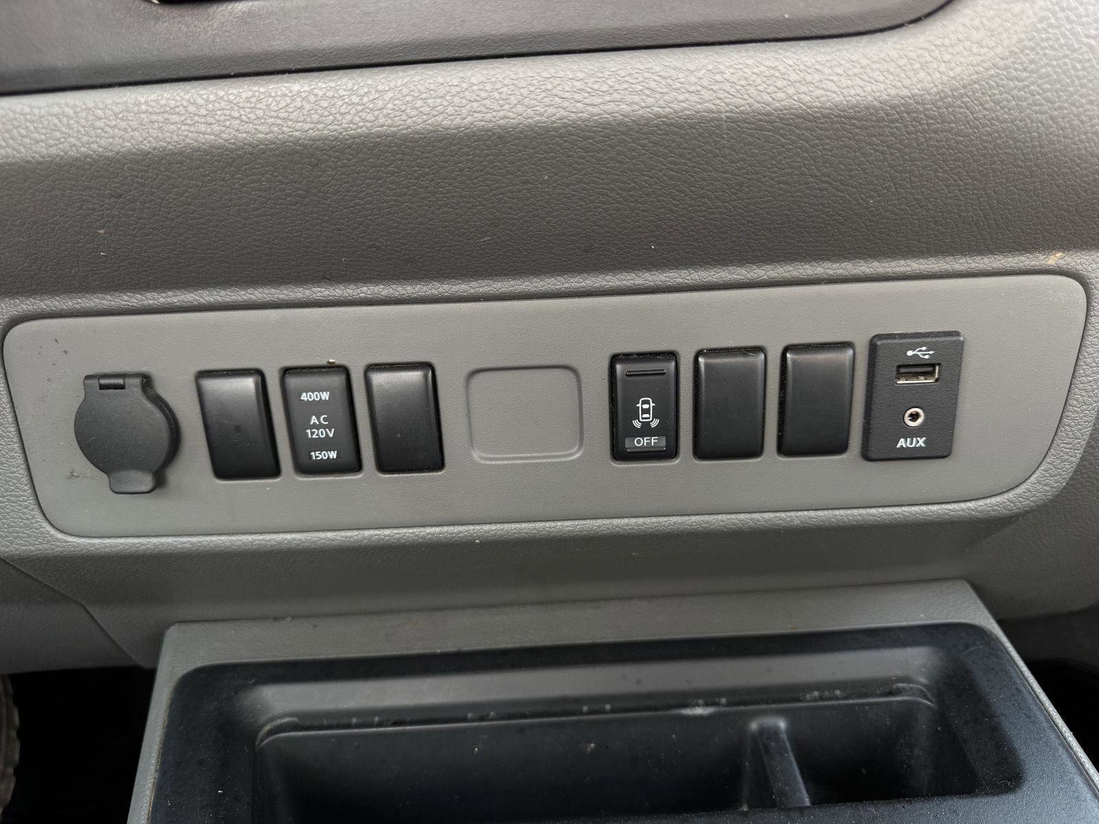 Used 2016 Nissan NV 2500 SV w/ Technology Package image 21