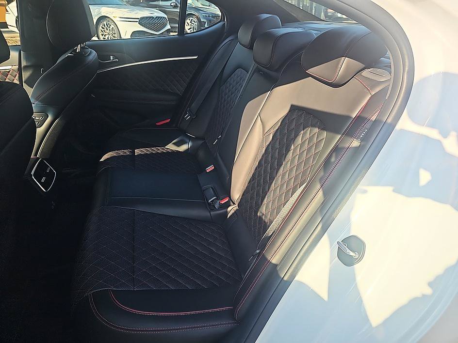 Used 2024 Genesis G70 3.3T Advanced w/ Sport Prestige Package AWD/4WD image 34