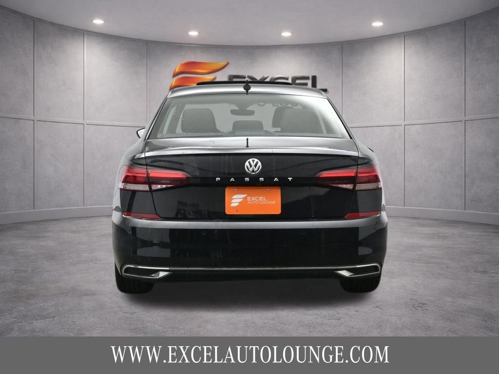 Used 2020 Volkswagen Passat 2.0T SEL image 5