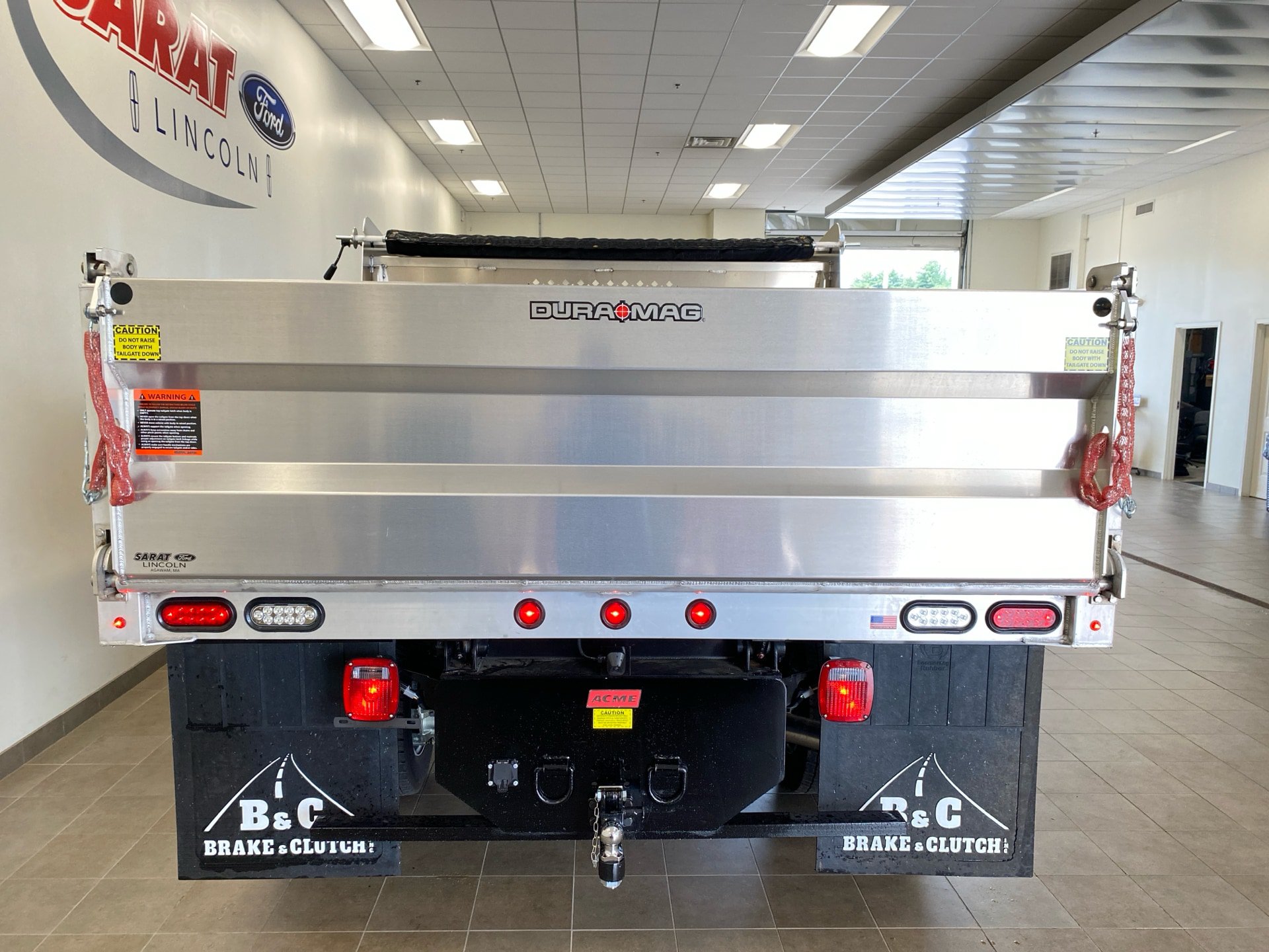 New 2026 Ford F550 4x4 Supercab Super Duty w/ XLT Value Package image 6
