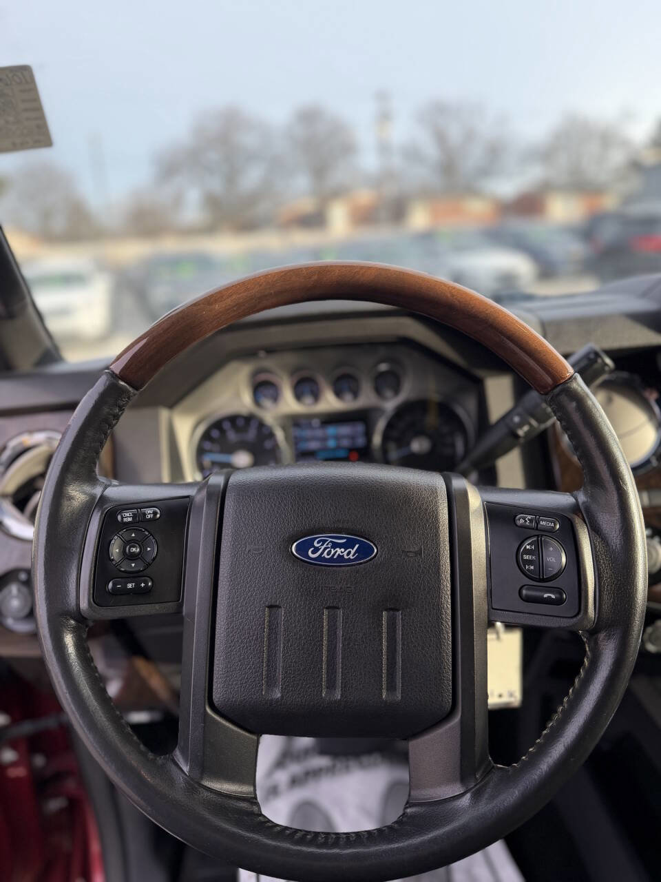 Used 2016 Ford F350 Platinum image 11