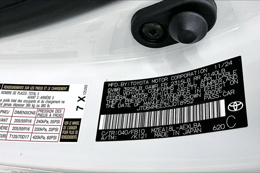 Used 2025 Toyota Corolla LE FWD image 32