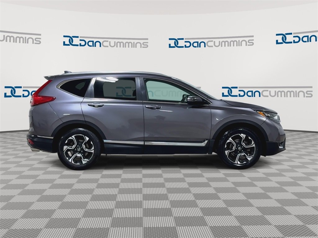 Used 2019 Honda CR-V Touring image 2