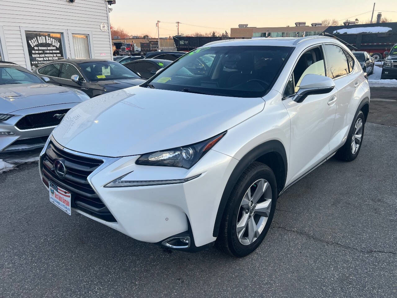 Used 2017 Lexus NX 300h AWD w/ Premium Package image 3