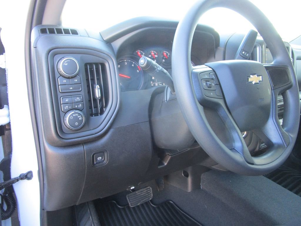 New 2026 Chevrolet Silverado 2500 Custom w/ Custom Value Package image 28