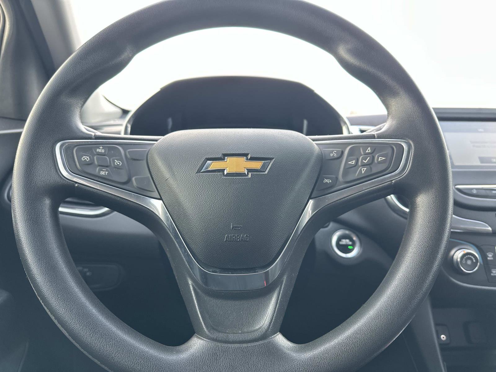 Used 2018 Chevrolet Equinox LT w/ LPO, Protection Package image 19