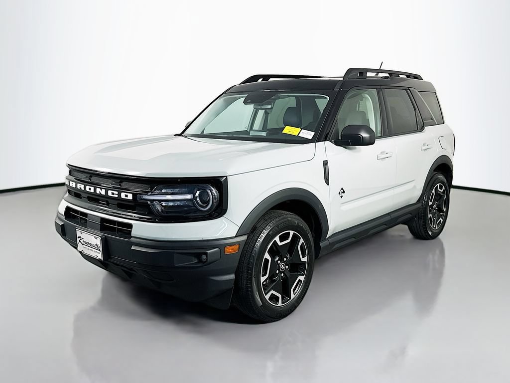 Used 2023 Ford Bronco Sport Outer Banks AWD/4WD image 3
