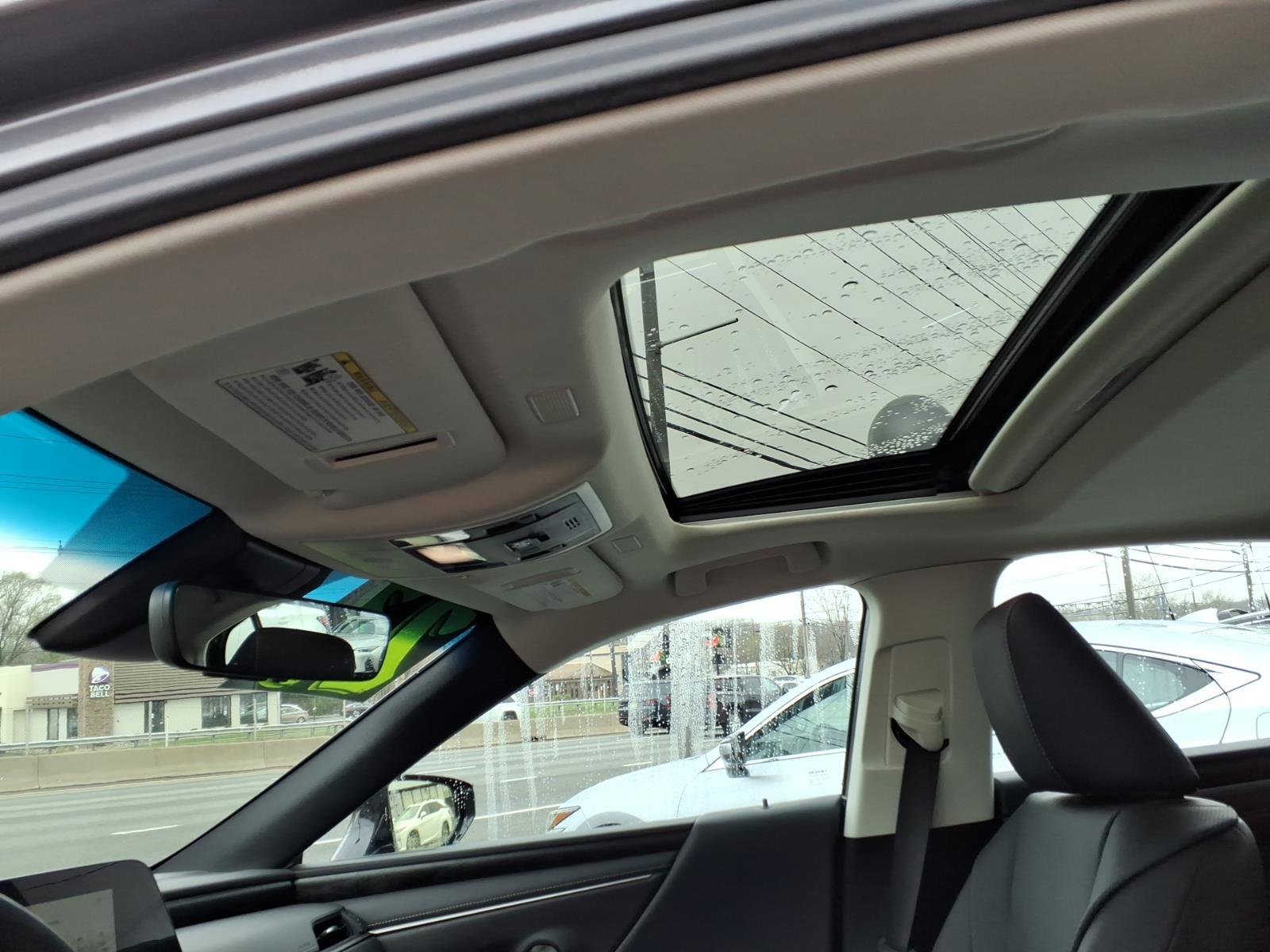 Certified 2023 Lexus ES 350 w/ Premium Package image 11