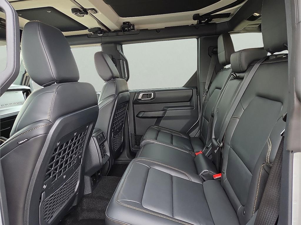 New 2026 Ford Bronco Badlands image 12