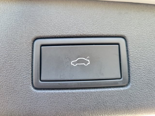 Certified 2023 Volkswagen ID.4 Pro S AWD/4WD image 8