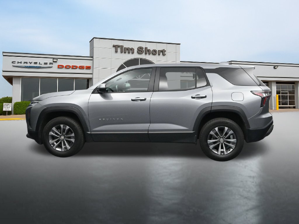 Used 2026 Chevrolet Equinox LT AWD/4WD image 2