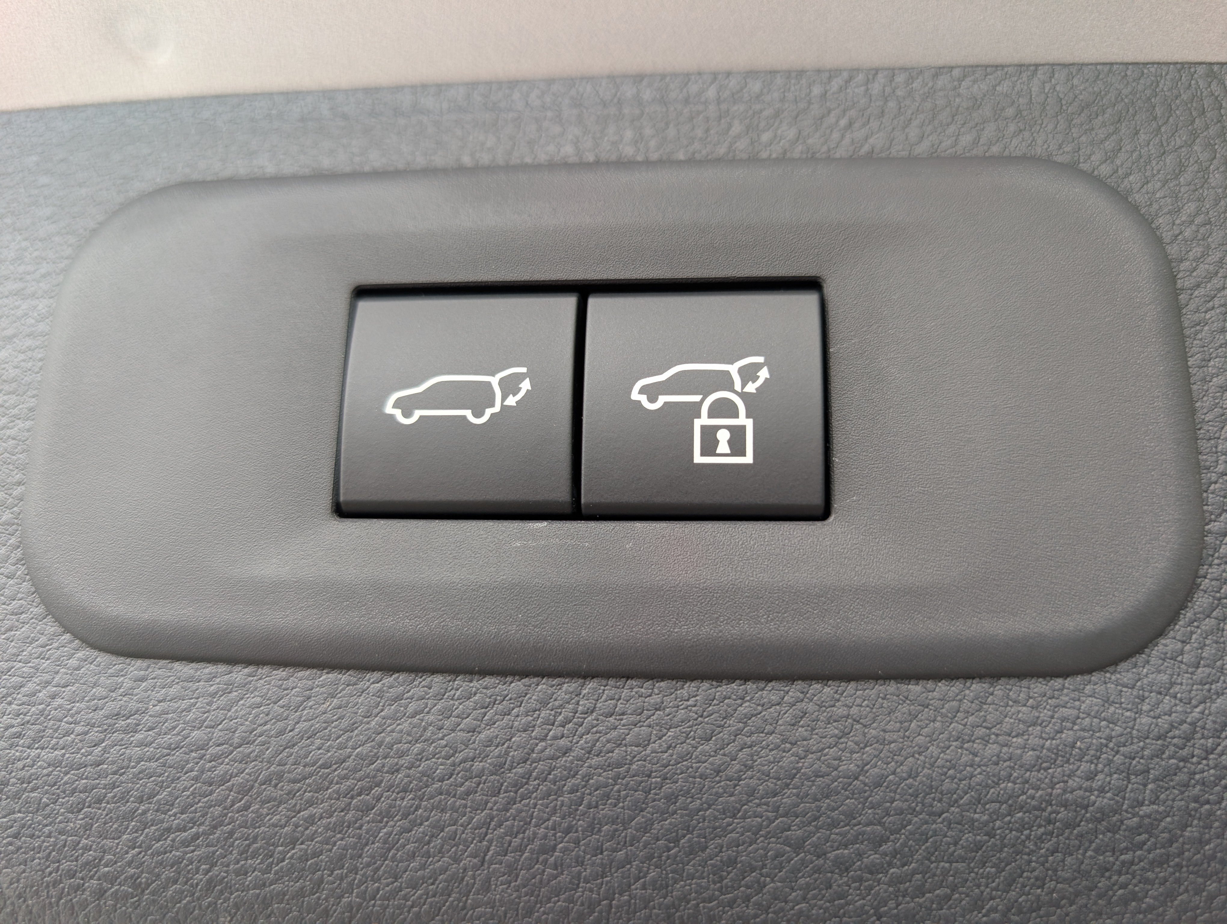 New 2026 Lexus TX 500h AWD image 12