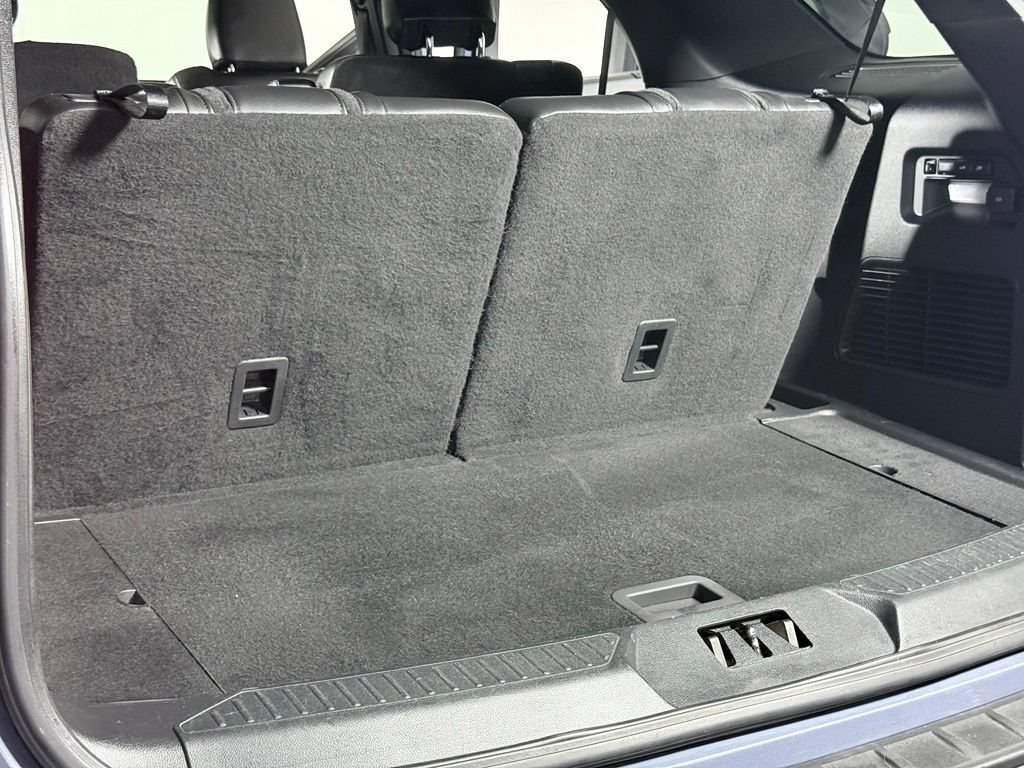 Used 2021 Ford Explorer ST w/ Equipment Group 401A AWD/4WD image 30