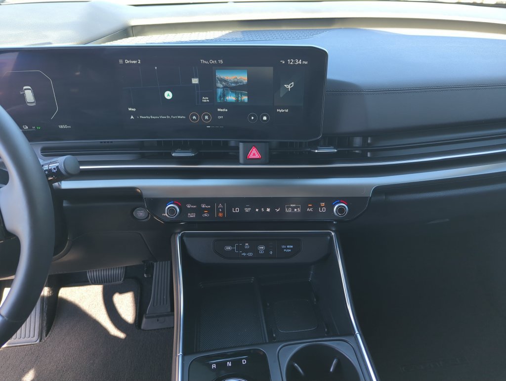 Used 2025 Kia Carnival SX Prestige FWD image 25