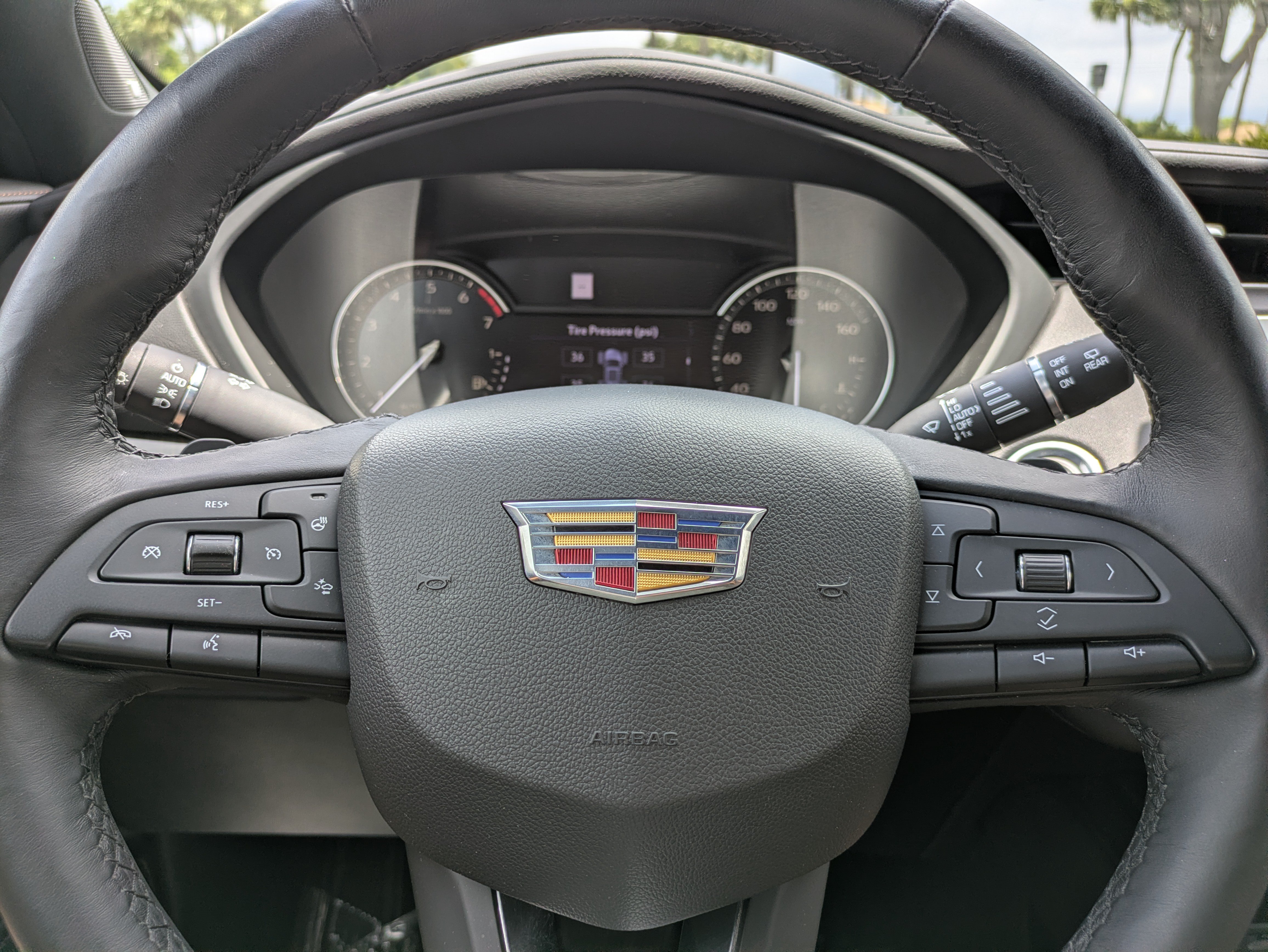 Used 2019 Cadillac XT4 Premium Luxury FWD image 23