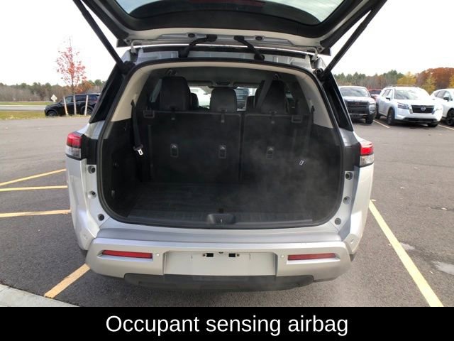 Used 2022 Nissan Pathfinder SL image 25