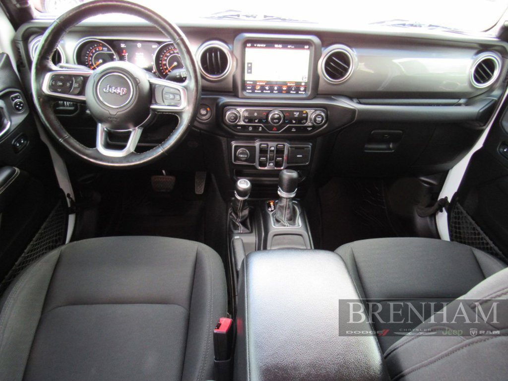 Used 2020 Jeep Gladiator Overland AWD/4WD image 18