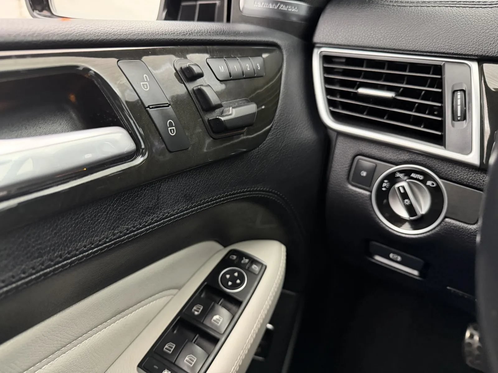 Used 2015 Mercedes-Benz ML 400 4MATIC image 15