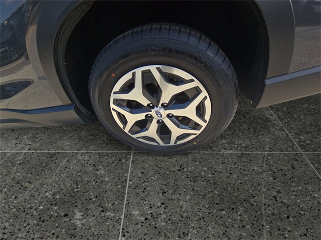 Used 2022 Subaru Forester Premium image 18