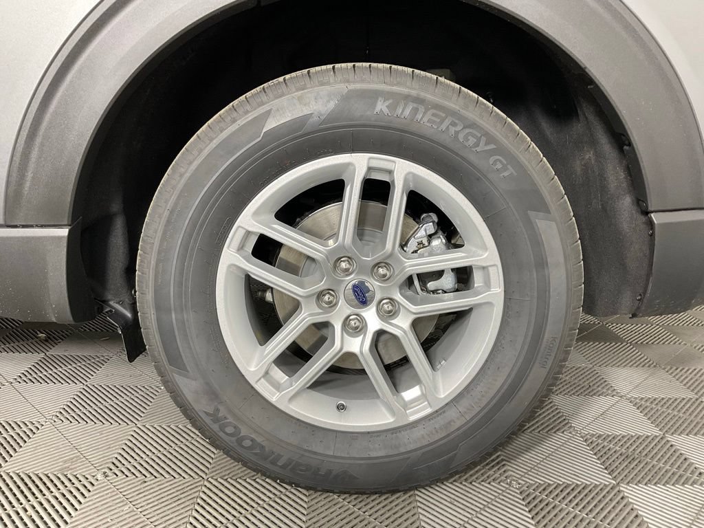 New 2026 Ford Explorer Active w/ Active Comfort Package RWD image 10