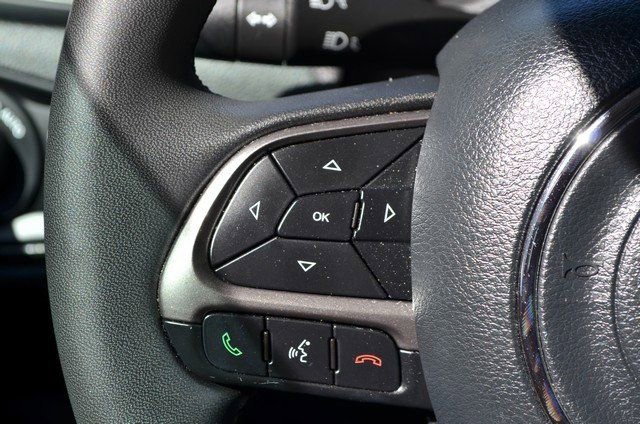 Used 2022 Jeep Renegade Latitude image 19