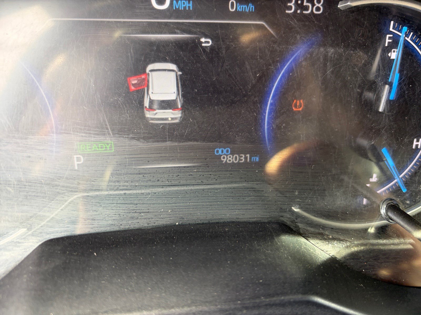Used 2023 Toyota RAV4 LE AWD/4WD image 17