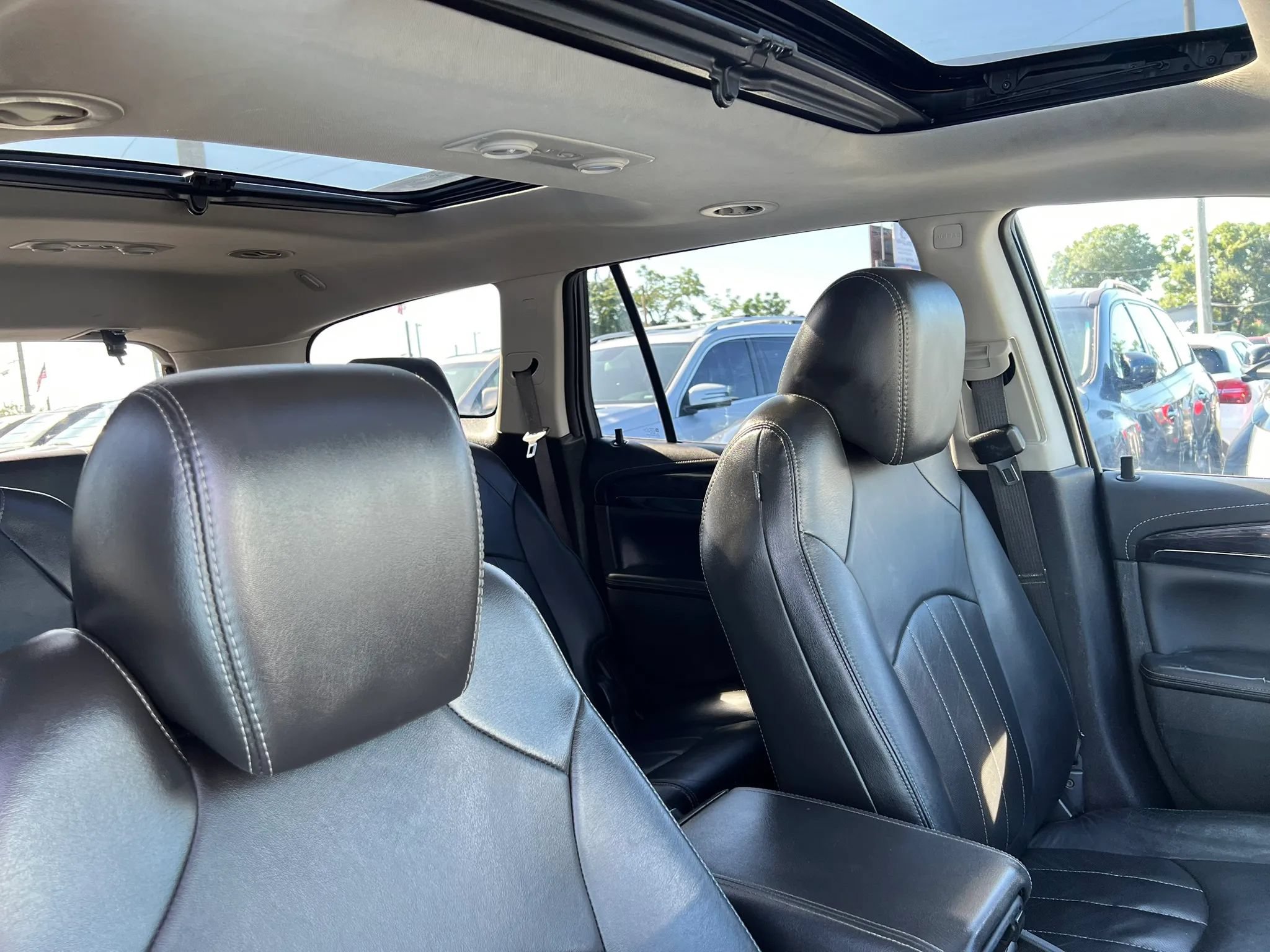 Used 2017 Buick Enclave Leather FWD image 20