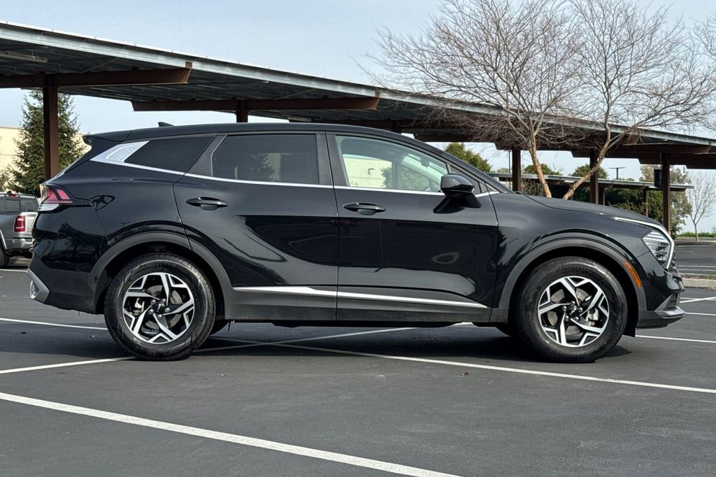 Used 2024 Kia Sportage LX FWD image 10
