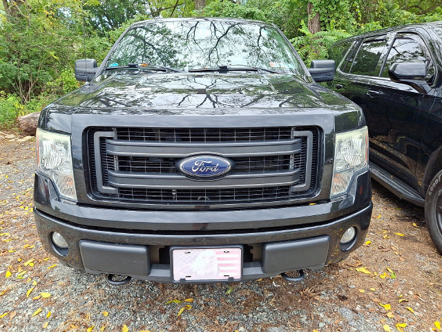 Used 2013 Ford F150 STX w/ Mid Equipment Group AWD/4WD image 2