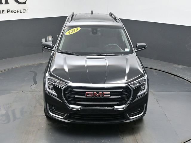 Used 2023 GMC Terrain SLE w/ Driver Convenience Package image 58