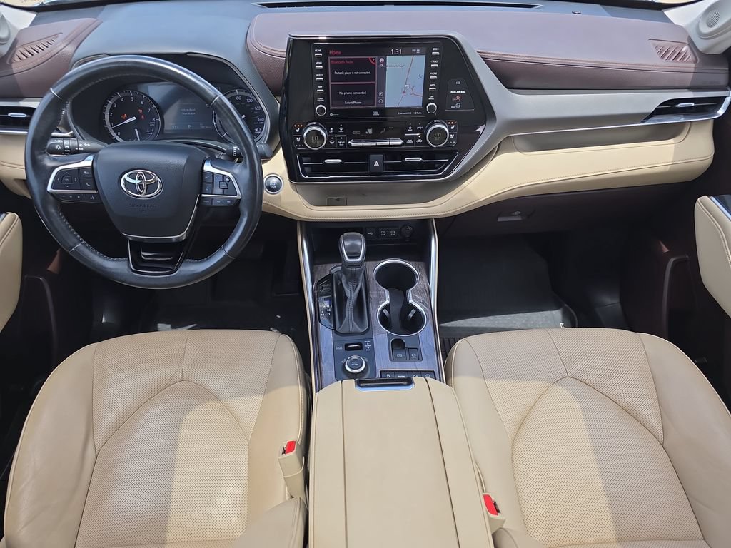 Used 2020 Toyota Highlander Limited w/ Protection Package #3 AWD/4WD image 9