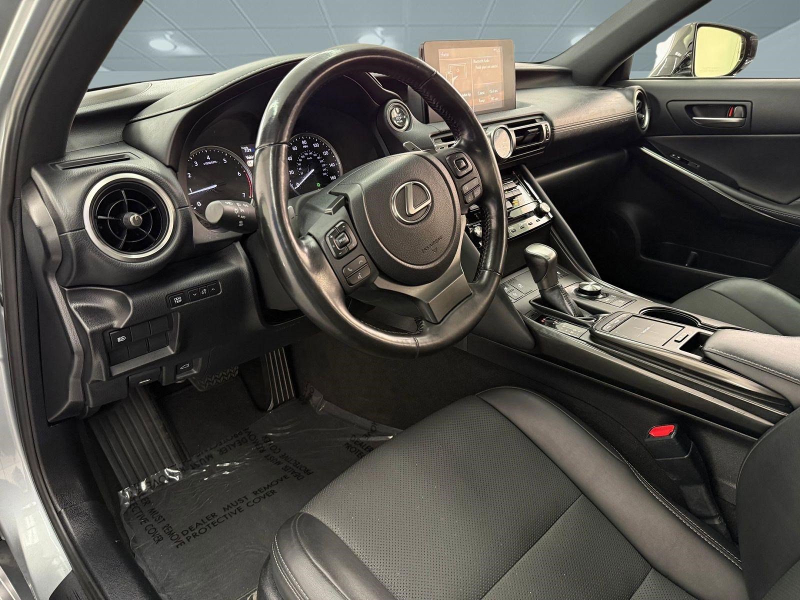 Used 2021 Lexus IS 300 w/ Comfort Package RWD image 4