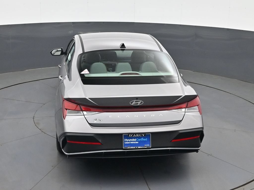 Certified 2024 Hyundai Elantra SEL FWD image 19