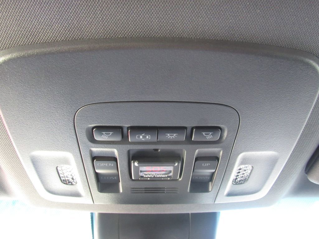 Used 2019 Toyota Avalon XSE FWD image 26