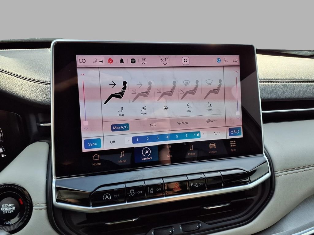 Used 2023 Jeep Compass Limited w/ Elite Group AWD/4WD image 5