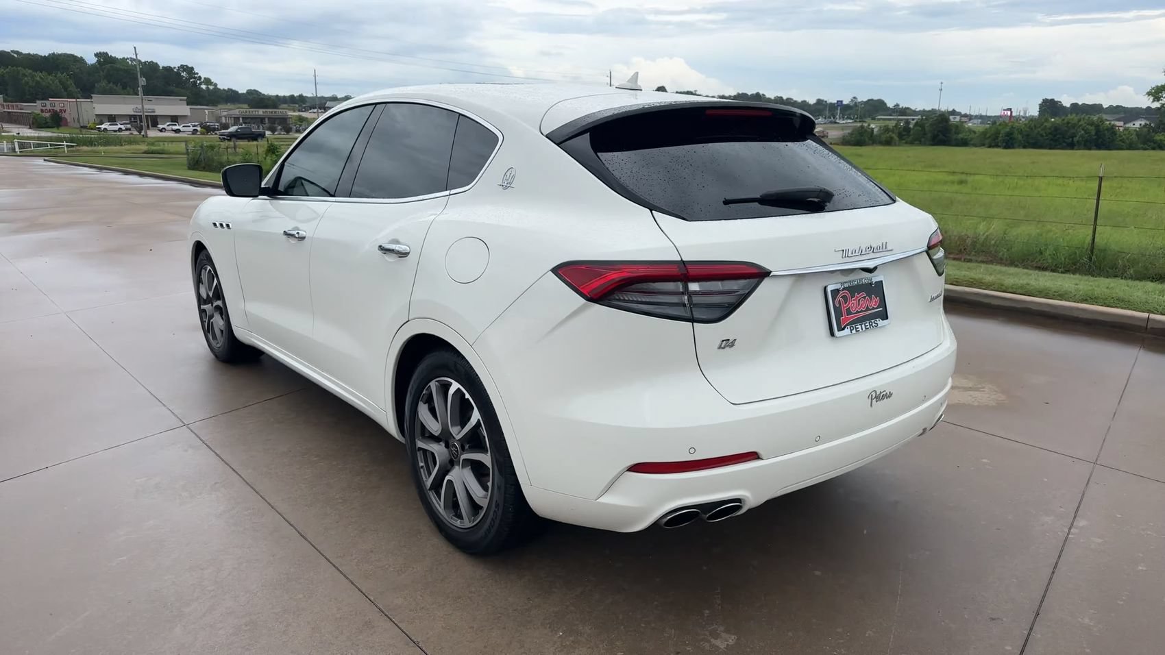 Used 2021 Maserati Levante AWD/4WD image 7