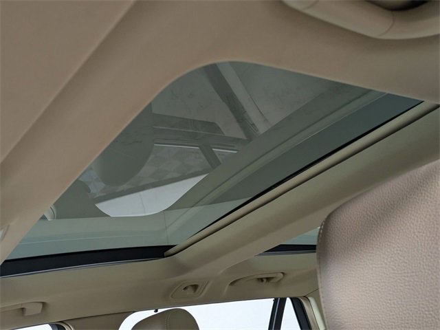 Used 2011 Mercedes-Benz E 350 4MATIC Wagon image 21