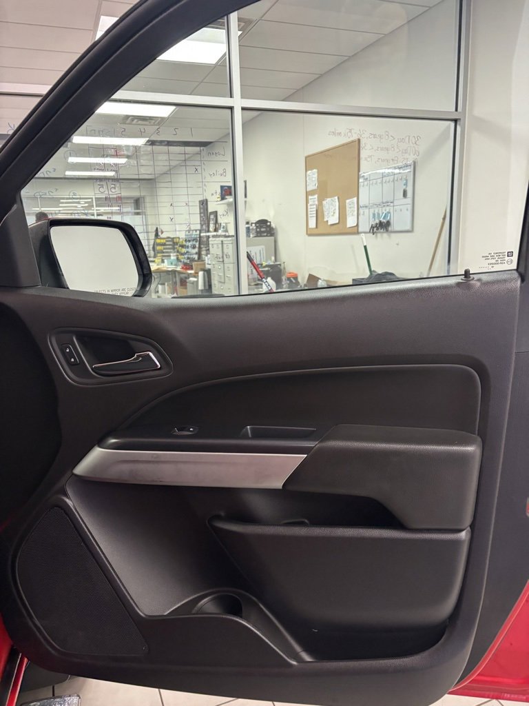 Certified 2016 Chevrolet Colorado LT image 17