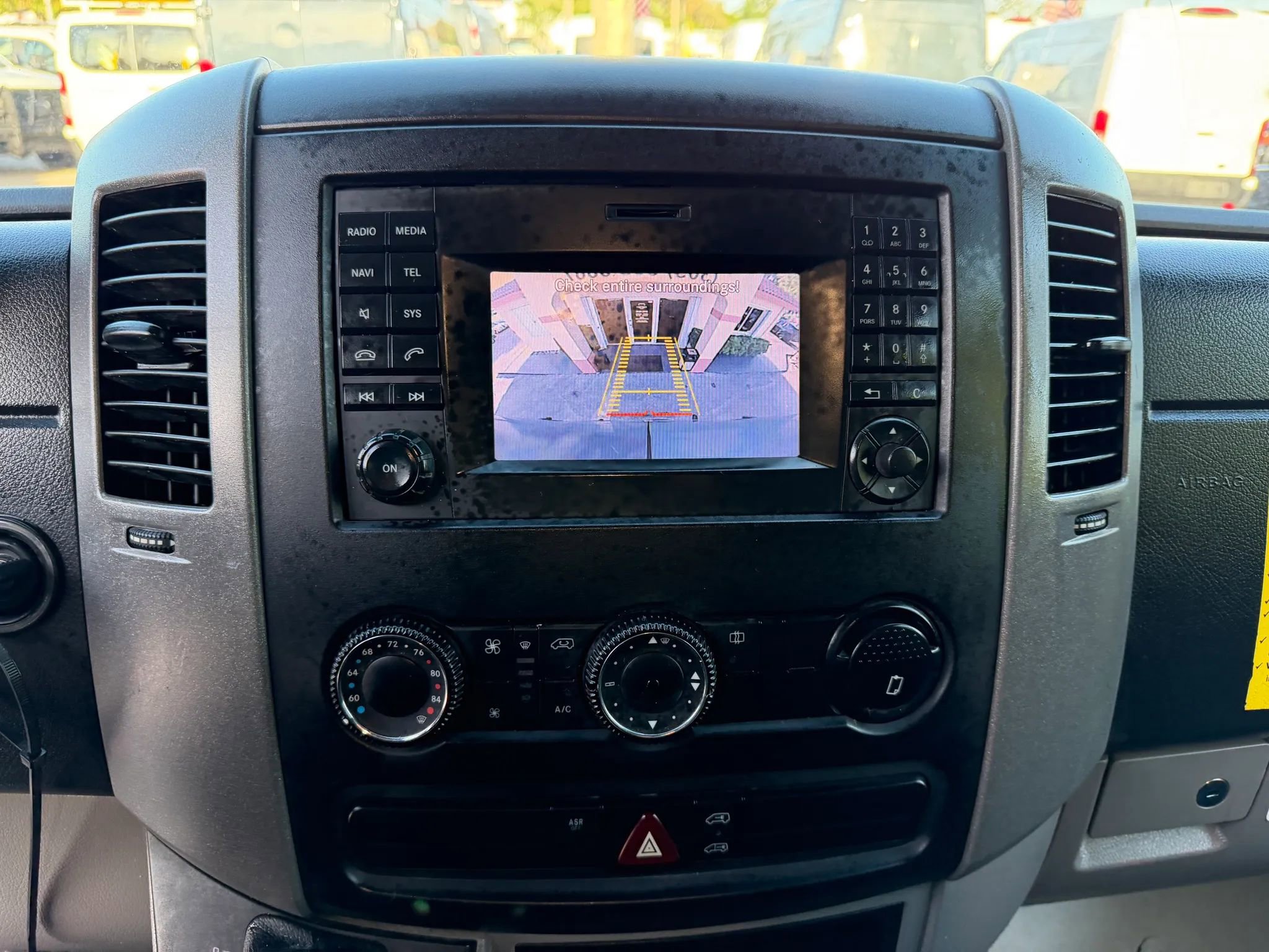 Used 2018 Mercedes-Benz Sprinter 2500 image 13