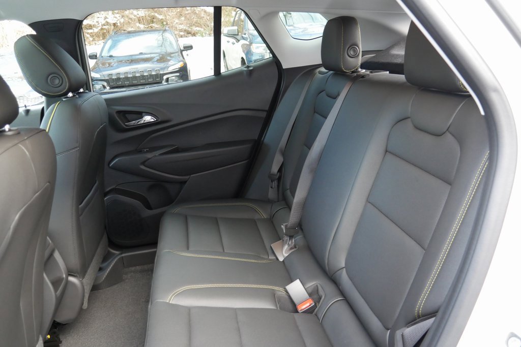 New 2026 Chevrolet Trax ACTIV w/ Sunroof Package image 28