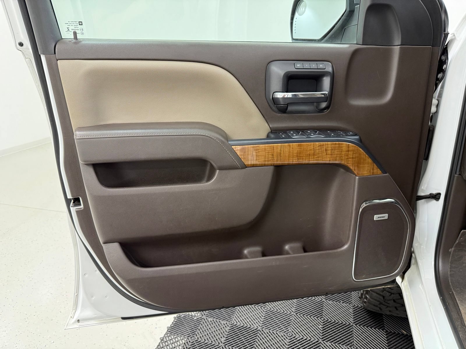 Used 2018 GMC Sierra 1500 SLT AWD/4WD image 13