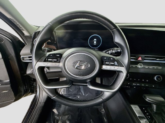 Used 2021 Hyundai Elantra Limited w/ Cargo Package FWD image 12