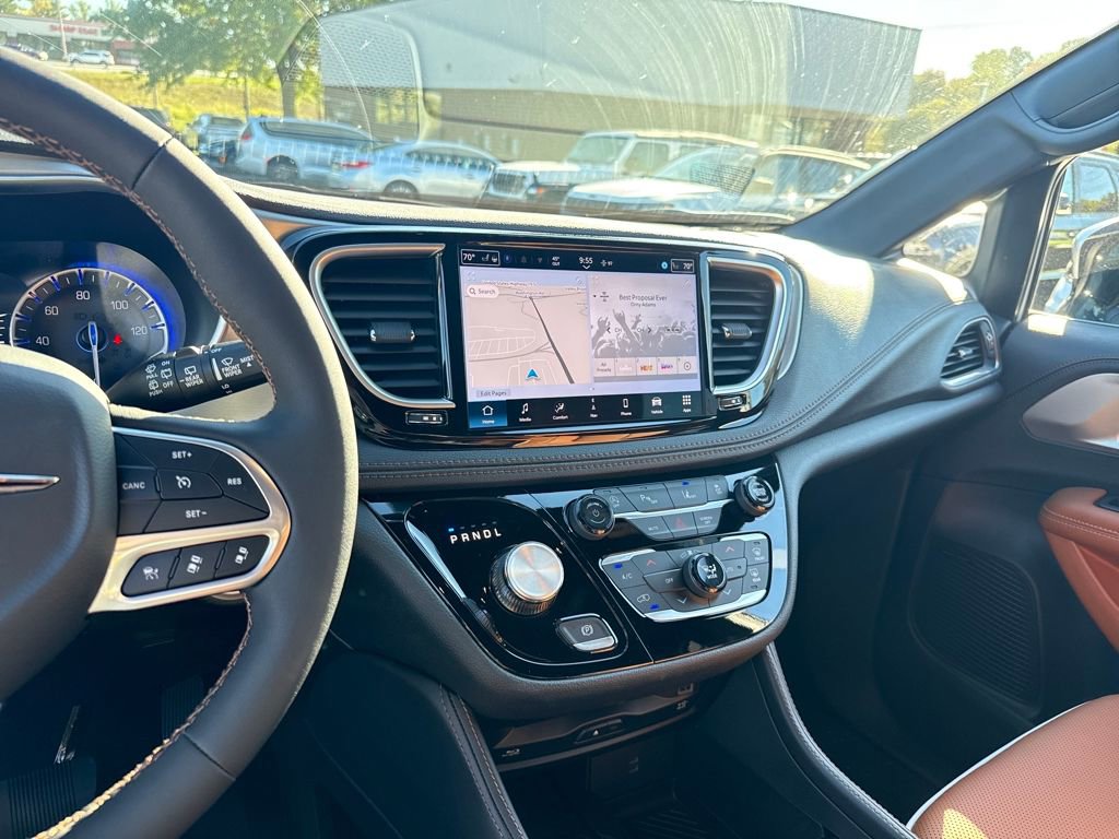 New 2026 Chrysler Pacifica Pinnacle image 20