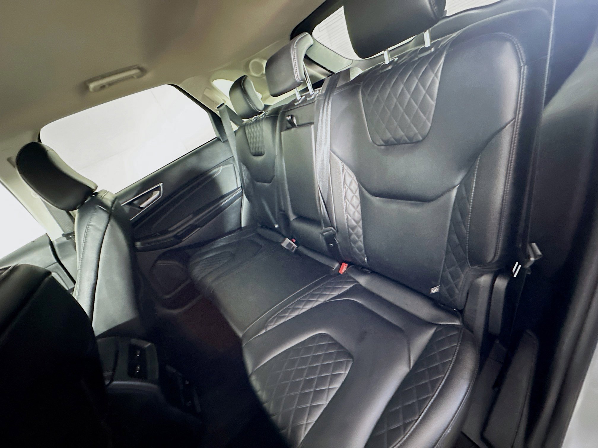 Used 2024 Ford Edge Titanium image 25